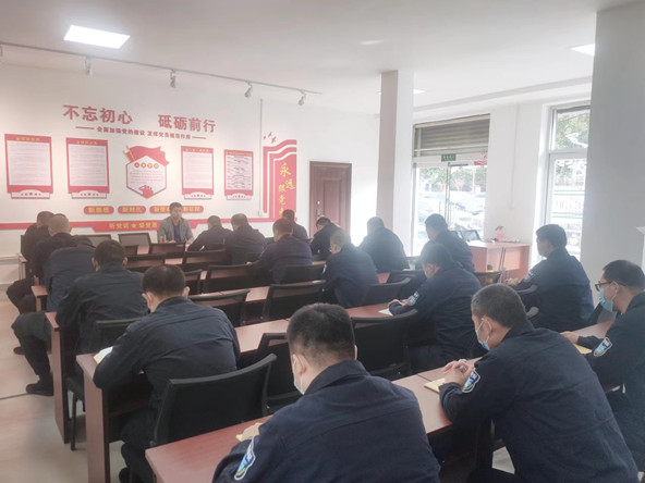 王成2.jpg 王成2.jpg